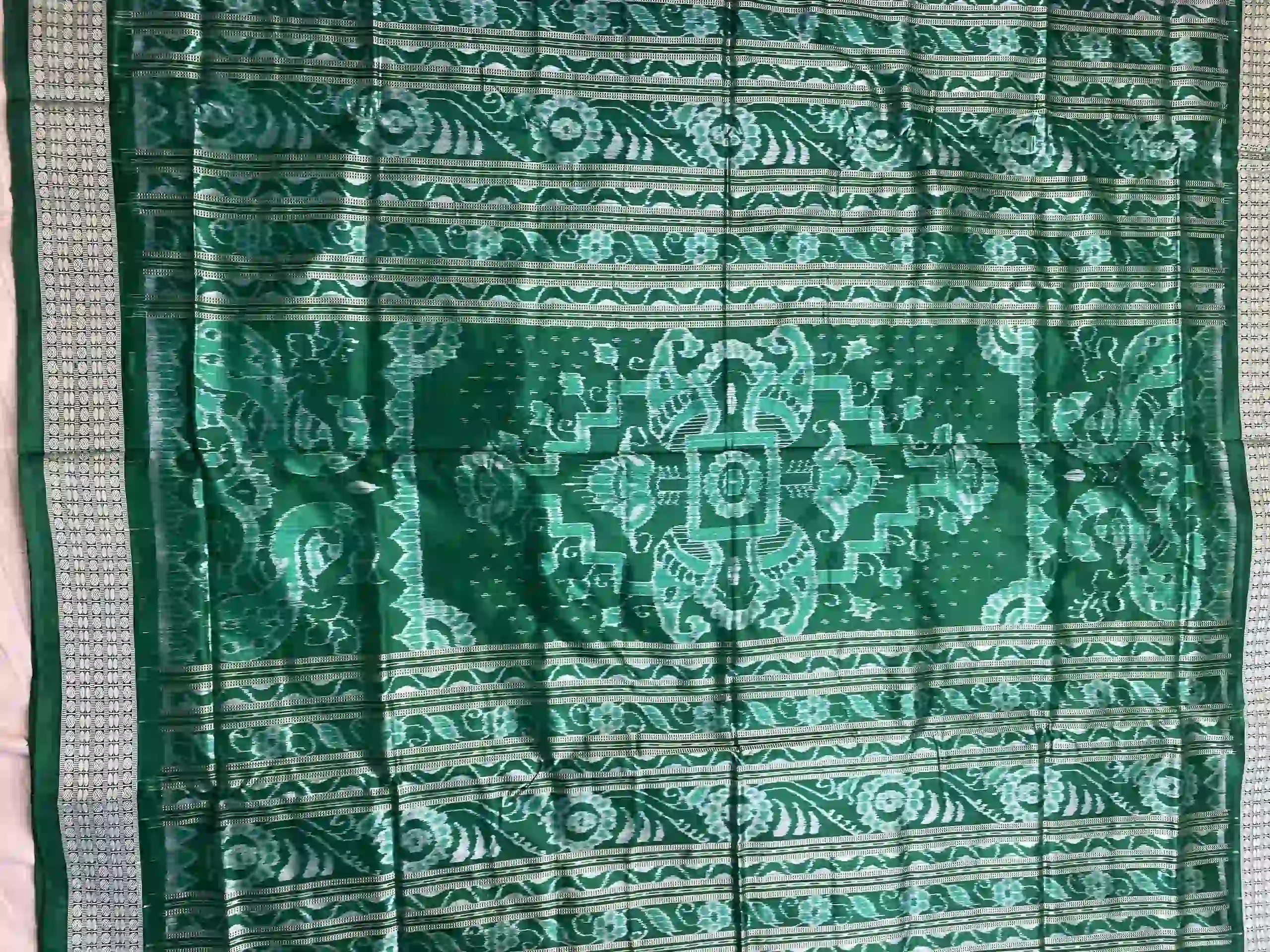 Delicate Sambalpuri design with Pair of Peacock