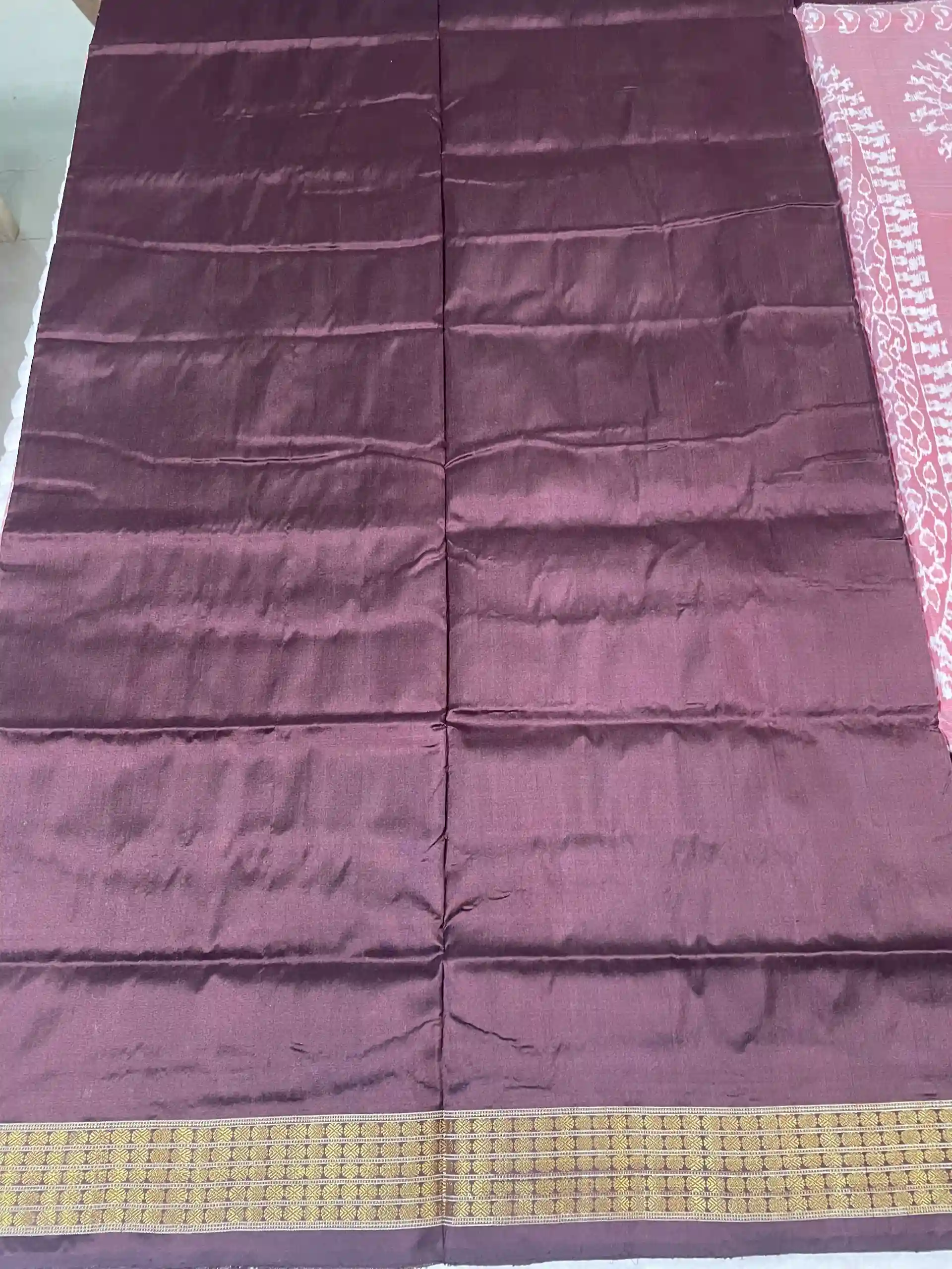 Plain Mauve Pink blouse piece to go nicely with the saree